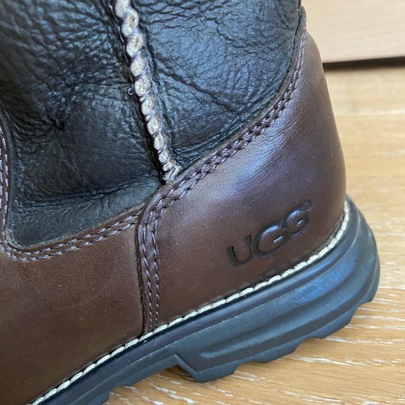 *FLAW* UGG BROOKS (BROWN) LEATHER SHEARLING TALL BOOTS (8) **PRICE FIRM** - Picture 8 of 12
